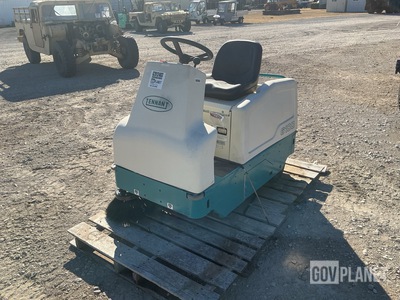 Tennant 6100 Floor Sweeper