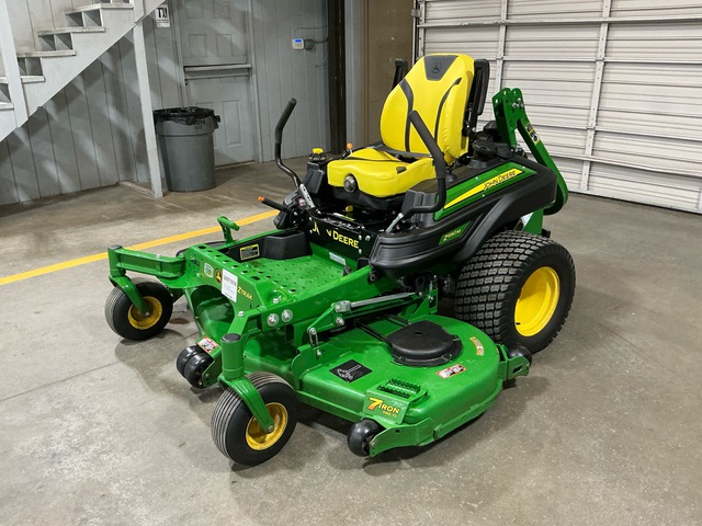 2021 John Deere Z950M Zero-Turn Lawn Mower