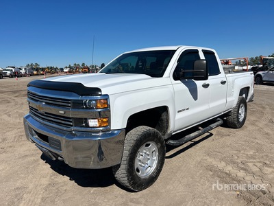 2015 Chevrolet 2500HD 4x4 Extended Cab Pickup