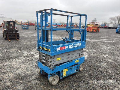 Genie GS-1930 Electric Scissor Lift (Inoperable)