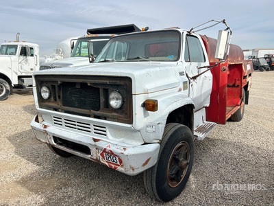 1977 Chevrolet C65 4x2 Autocarro trasporto carburante (Inoperable)