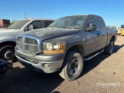2006 Dodge Ram 2500 4x4 Extended Cab Pickup
