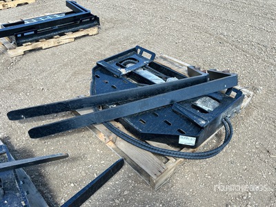 2026 GIYI GY-SF60 60 in Skid Steer Forks (Unused)