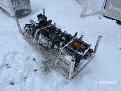 Quantity of (8) 2026 GIYI VCA-8 Mini Excavator Attachments Attacco per escavatore - Fits Cat 301 (Unused)