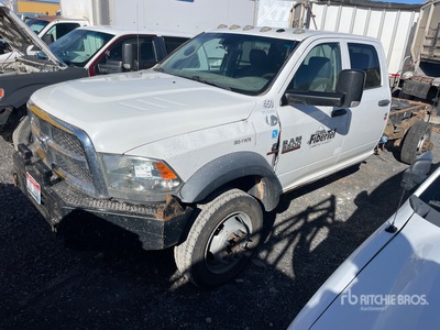2007 Ram 5500 4x4 Crew Cab Cabina y chasis (Inoperable)