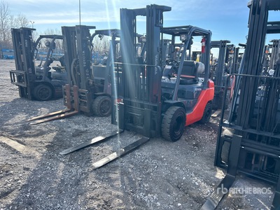 2019 Toyota 8FGU25 4500 lb Pneumatic Tire Carretilla Elevadora