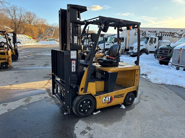 2021 Cat EC25EN2 4100 lb Electric Forklift