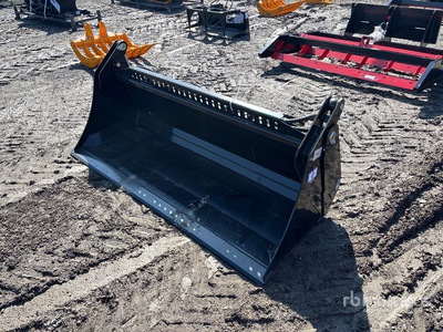 2026 GIYI GY-KH72F 72 in Multi-Purpose Skid Steer Bucket (Unused)