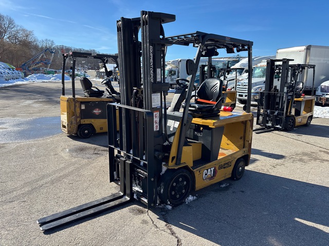 2021 Cat EC25EN2 4100 lb Electric Forklift