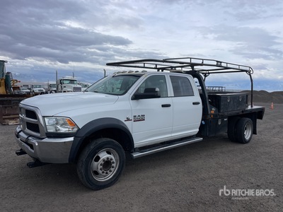 2017 Ram 5500 4x4 Crew Cab Camión Caja Abierta