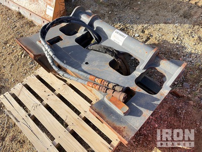 CNH Wheel Loader Quick Coupler - Fits Case 721F