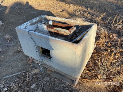 Bohlmann 4 ft x 2 ft Cattle Waterer Divers