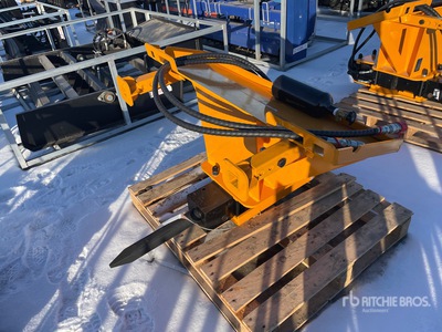 2026 GIYI GY-AP680 17 in Skid Steer Breaker (Unused)