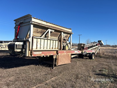 2014 Fab Tec 8 ft x 15 ft 5 in Aggregate Feeder