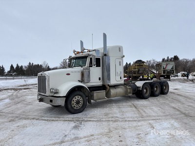 2008 Peterbilt 367 تراكتور شاحنة بسقف (ثلاثى المحور)