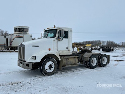 2003 Kenworth T800 6x4 T/A Day Cab Truck Tractor