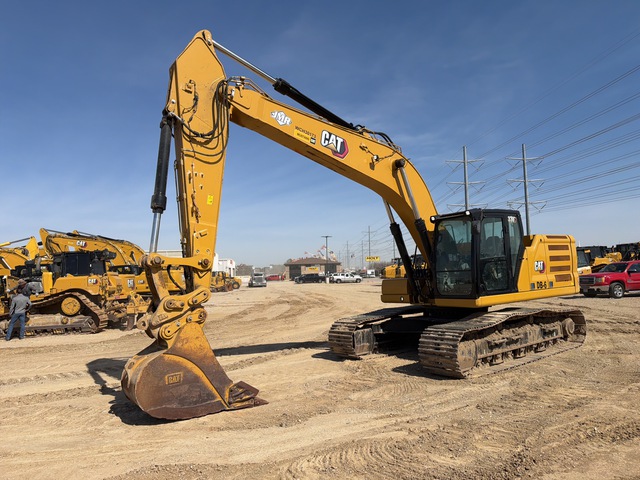 2022 Cat 330 Tracked Excavator