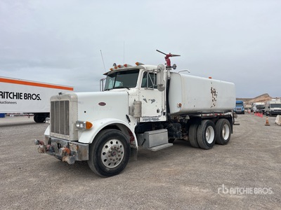 1997 Peterbilt 378 4000 gal 6x4 Water Truck