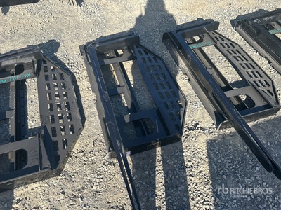 2026 GIYI GY-DHC 59 in Skid Steer Forks (Unused)