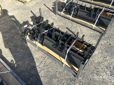 Quantity of (8) 2026 GIYI VCA-8 Mini Excavator Attachments Attacco per escavatore - Fits Cat 301 (Unused)