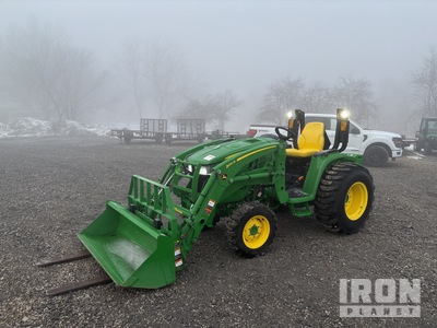 2024 John Deere 3039 4WD 61" bucket/42"forks Utility Tractor