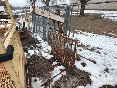 39 in Crane Pallet Forks