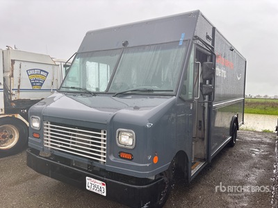 2019 Ford E450 4x2 Van Truck