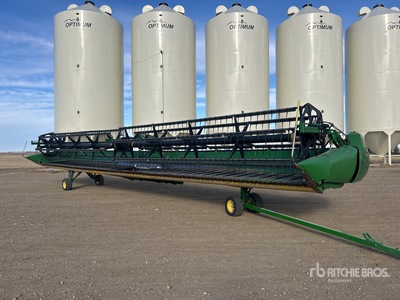 John Deere 640D 40 ft Draper Tête de moissonneuse/batteuse