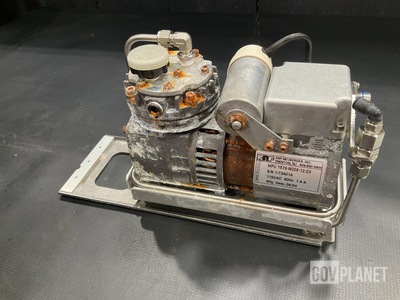 KNF Neuberger 1576-N026-12.03 Reciprocating Compressor Unit