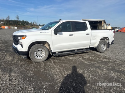 2022 Chevrolet Silverado 1500 4x4 Crew Cab بيك اب