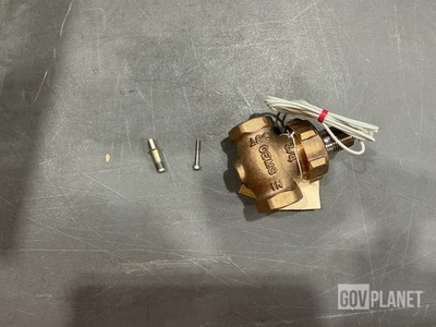 (1) Flow Switch, (7) Internal Wrenching Bolts & Assorted Items