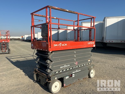2016 Skyjack SJ4740 Scissor Lift