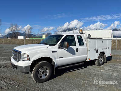 2007 Ford F-350 XLT 4x4 Extended Cab Camion utilitaire