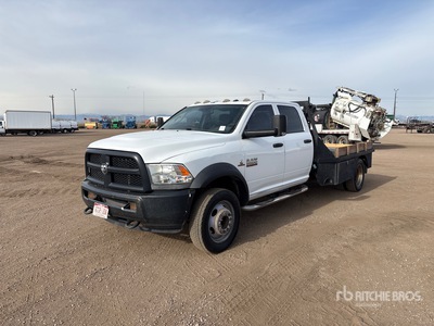 2014 Dodge Ram 5500 4x2 Crew Cab Camión Caja Abierta