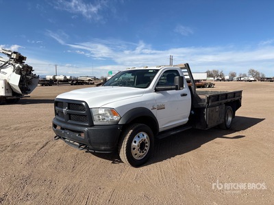 2014 Dodge Ram 5500 4x2 شاحنة مسطحة