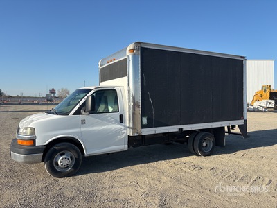 2007 Chevrolet Express 4x2 Van Truck