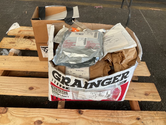 (3) Rod Ends, (40) Pipe Unions, (104) Mounting Plates & Assorted Items