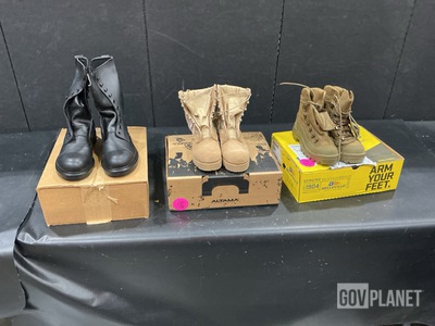 (36) Assorted Pairs of Boots