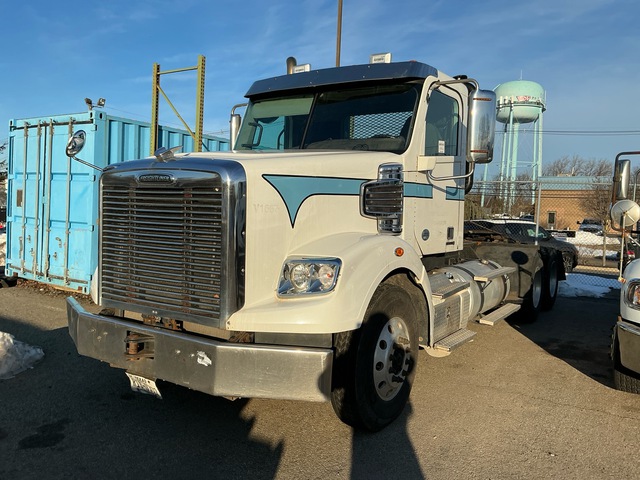 2012 Freightliner Coronado 122 6x4 Winch Truck