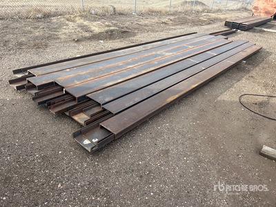 Quantity of Metal Channel Divers