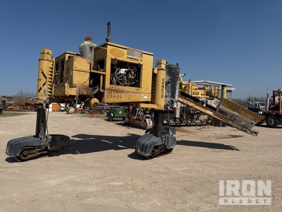 Gomaco Commander3 90 Slip Form Paver