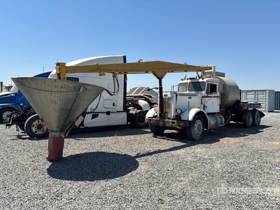 1964 Peterbilt 6x4 Sprayer Plane Loader Truck その他のトラック
