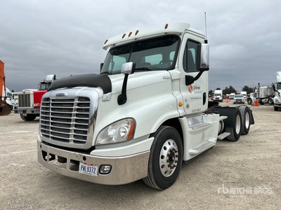 2016 Freightliner Cascadia 125 6x4 T/A Day Cab Truck Tractor