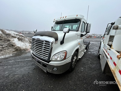 2016 Freightliner Cascadia 125 6x4 Day Cab Prime Mover