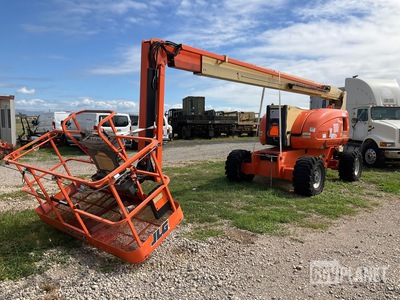 JLG 800AJ Articulating Boom Lift