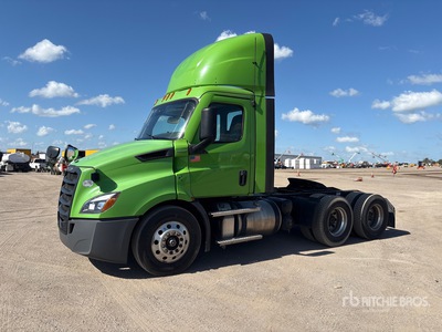 2020 Freightliner Cascadia 116 6x4 T/A Day Cab Truck Tractor