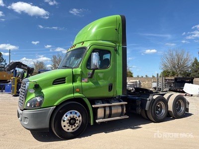 2018 Freightliner Cascadia 113 6x4 Day Cab Prime Mover