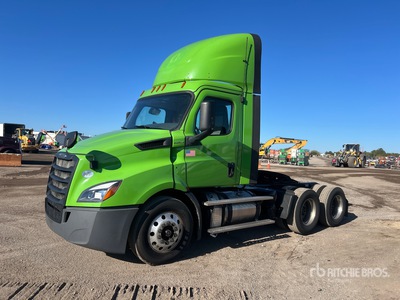 2019 Freightliner Cascadia 116 6x4 T/A Day Cab Truck Tractor