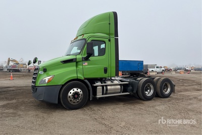 2019 Freightliner Cascadia 116 6x4 Cabeza Tractora Cabina Corta