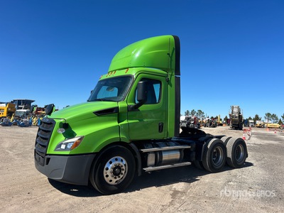 2020 Freightliner Cascadia 116 6x4 Ciągnik siodłowy T/A z kabiną dzienną